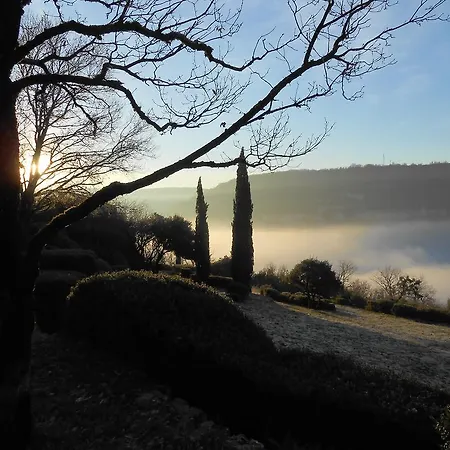 Nocleg ze śniadaniem D'hotes C De C Sauliac-sur-Célé