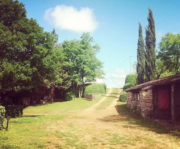 Nocleg ze śniadaniem D'hotes C De C 3*